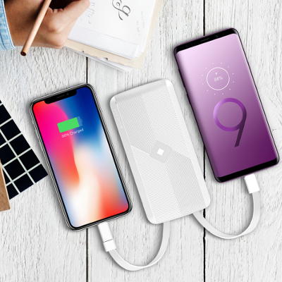 4in1マルチ充電ケーブル内蔵型 ワイヤレスモバイルバッテリー