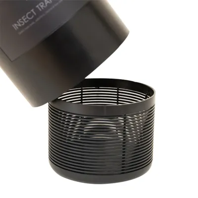 薬品を使用しないLED捕虫器